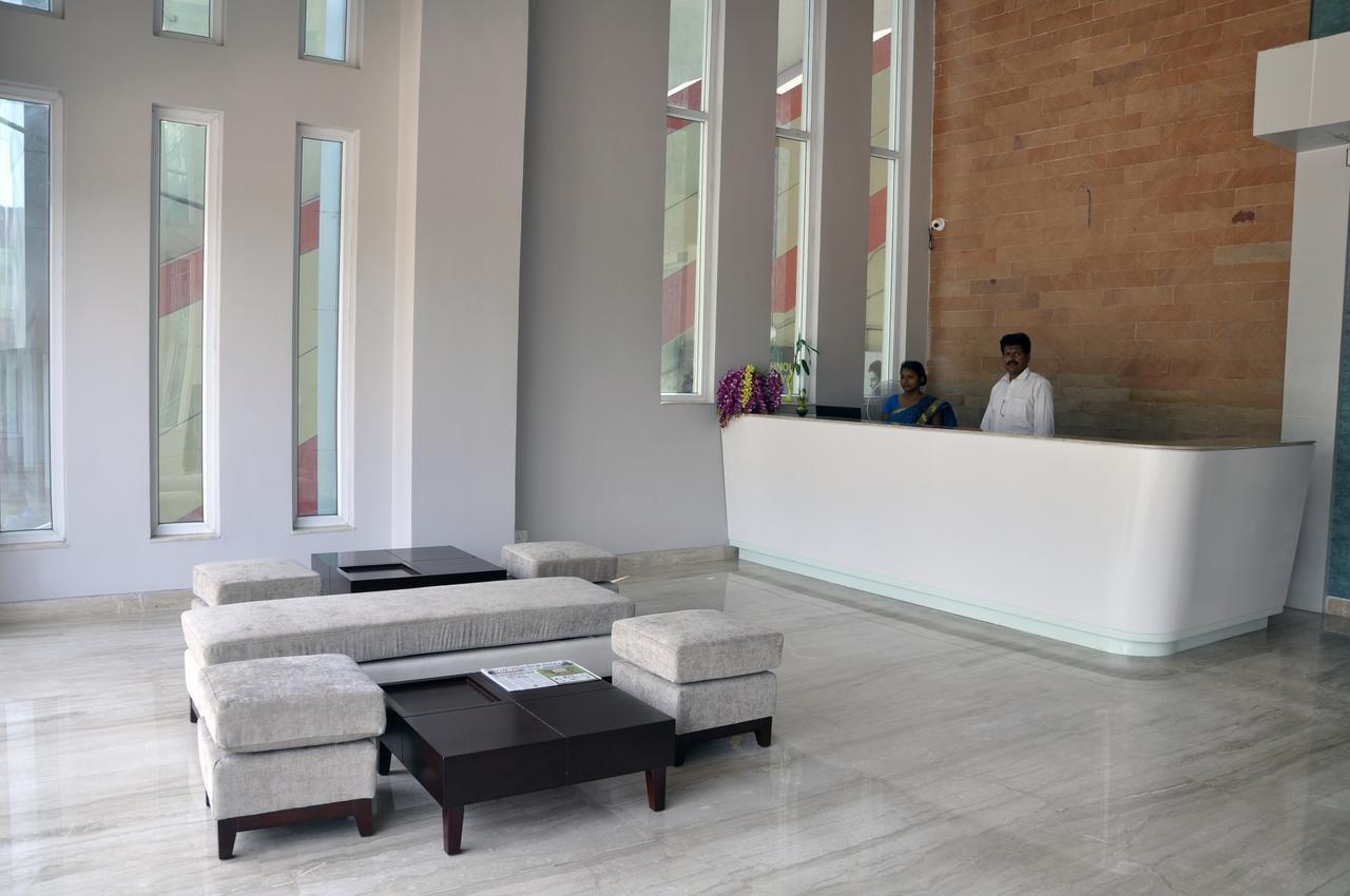 Hotel Dolphin Sambalpur Exterior photo